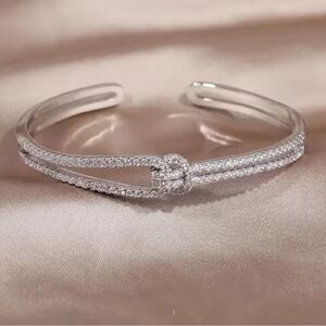 New! 🎁Cuff diamond Silver color adjustable Bracelet
